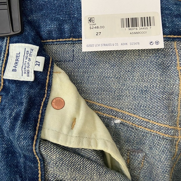 Levi’s Made in Japan medium wash barrel jeans. - Picture 6 of 6